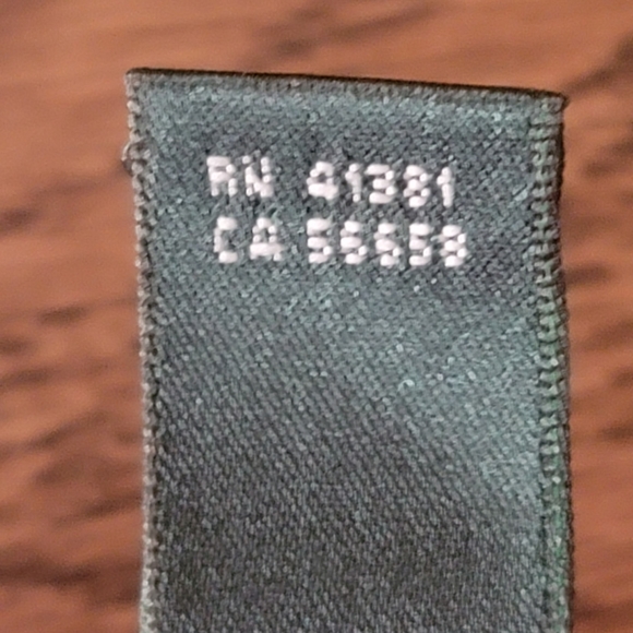 Lauren Ralph Lauren 100% Cable-Knit Sleeveless Pink Sweater. Size: SP - Picture 5 of 9